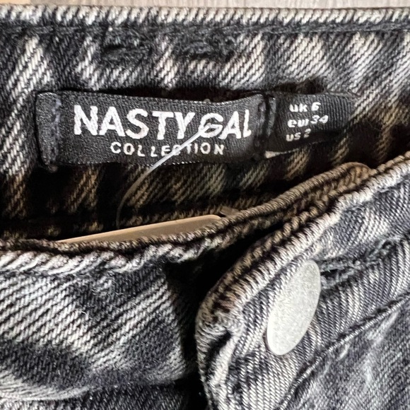 B7.6 Nasty Girl Fringe Cropped High Waisted Jeans US 2 - Picture 11 of 14